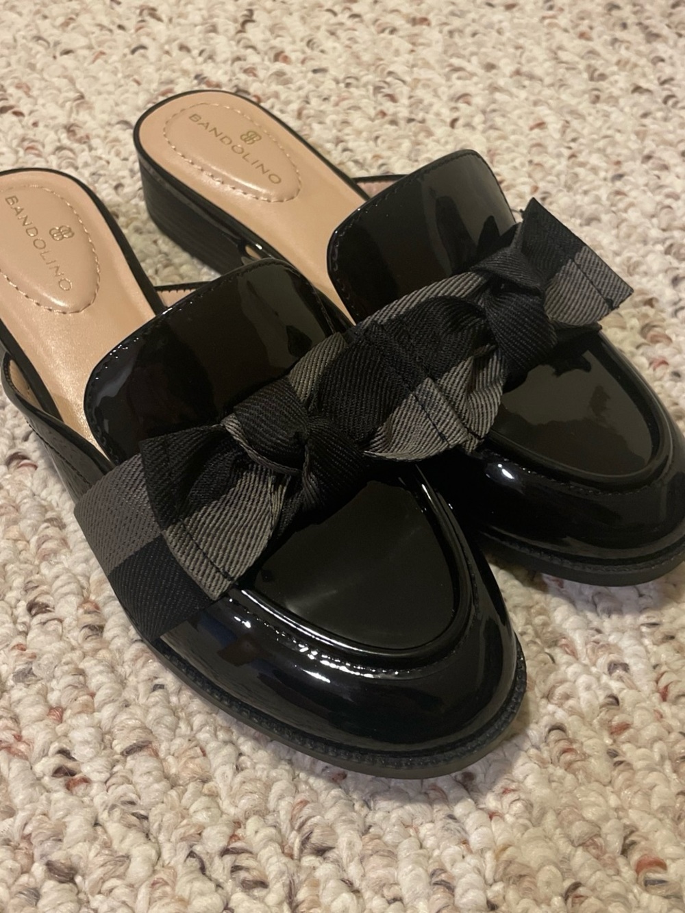 Bandolino Leilani Loafer Black Patent Bow-Accent Slip-On Loafers